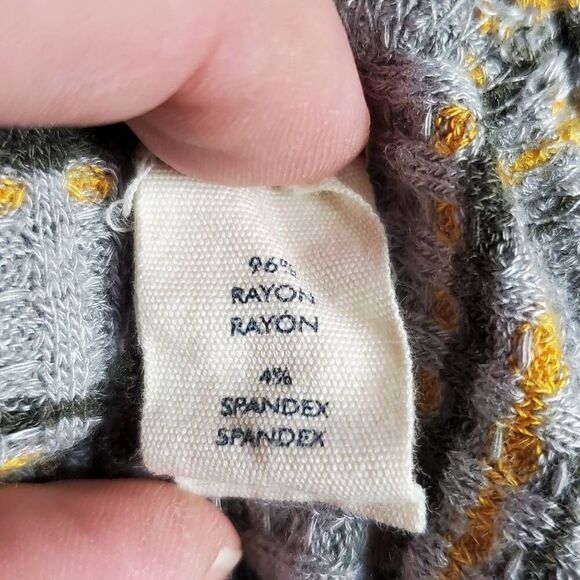 BKE Medium Striped Super Stretch Top - Picture 5 of 6